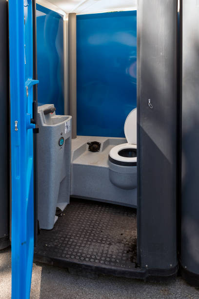 Portable Toilet Options We Offer in New Paris, IN